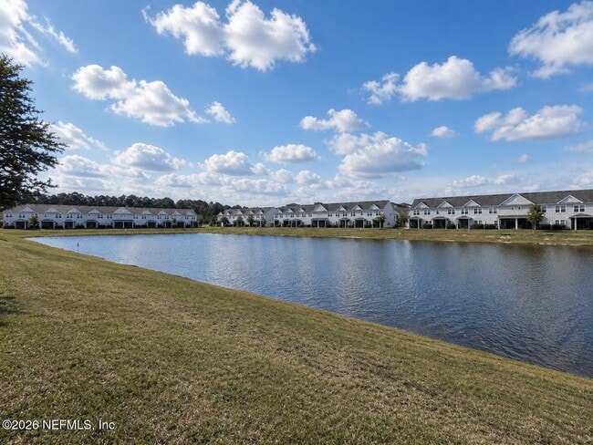 Building Photo - 12835 Josslyn Ln