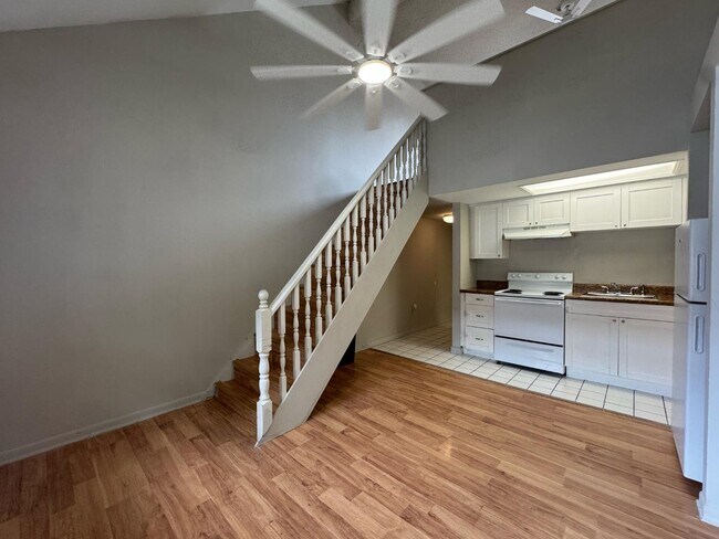 Building Photo - 1260 E 113th Ave