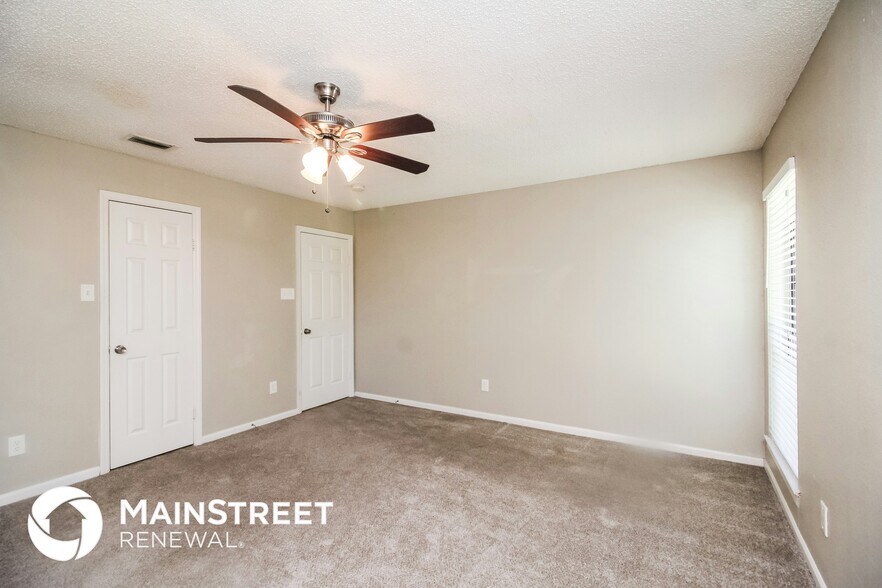 Building Photo - 4205 Martha Ln