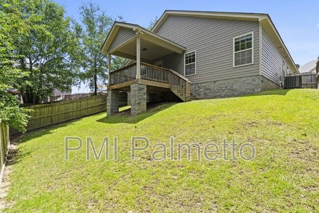 Building Photo - 634 Pine Lilly Dr