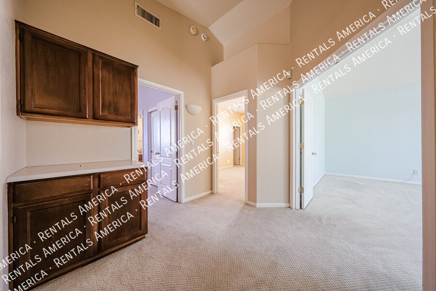 Building Photo - 14759 N 98th St