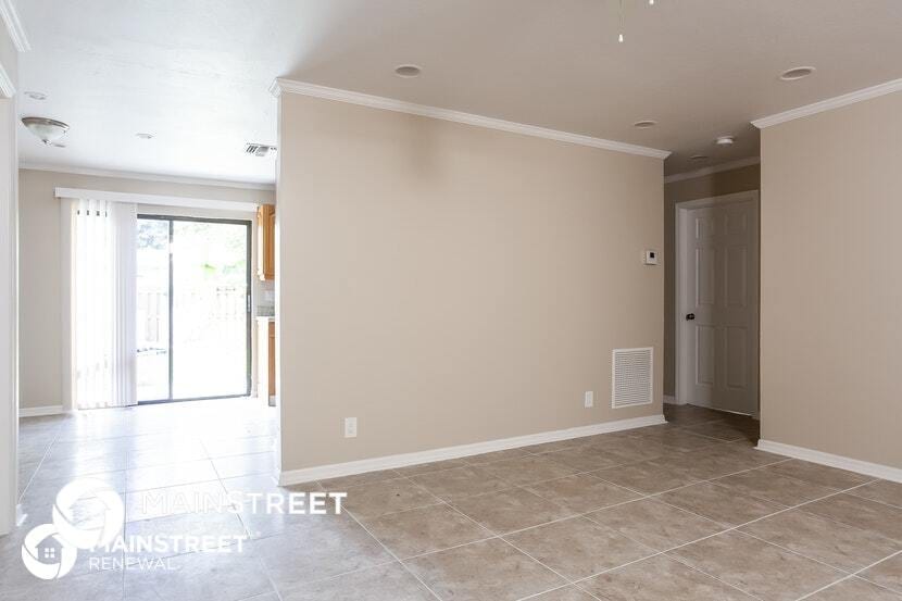 Building Photo - 848 Arlington Dr