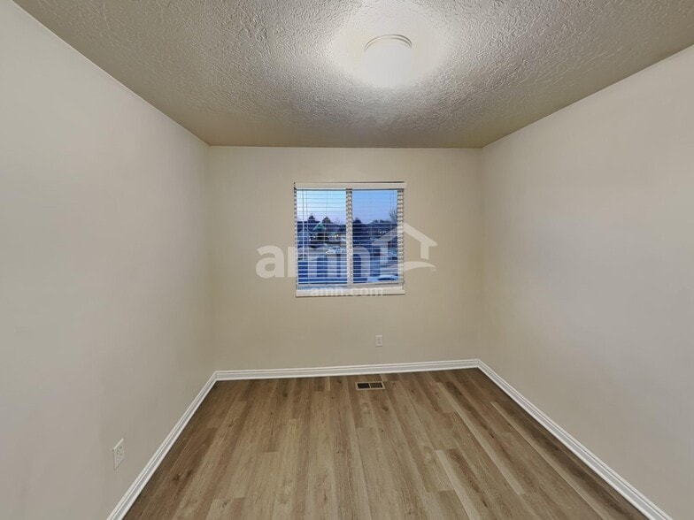 Building Photo - 3259 S Calkary Cir