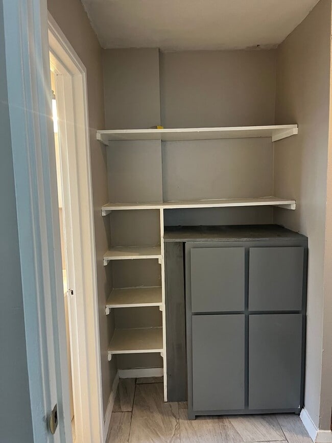 Building Photo - Newly updated 3-bedroom, 2-bath home - Open To Section 8