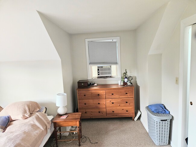 office area - 312 Anita Ln