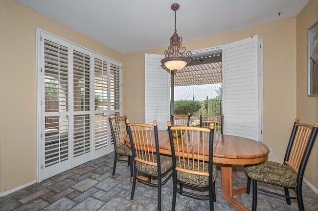 Building Photo - 41418 N Clear Crossing Rd