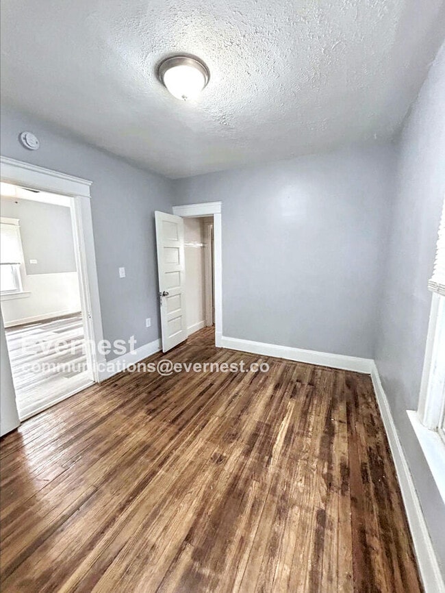 Building Photo - 2781 E 118th St