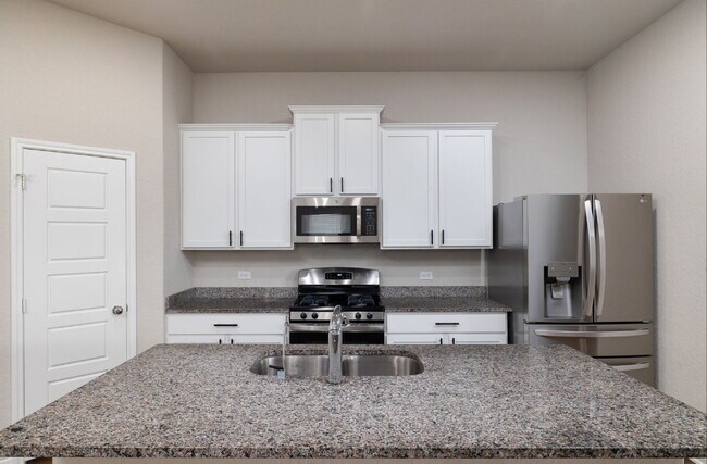 Building Photo - "Spacious 4-Bedroom Home in Converse with ...