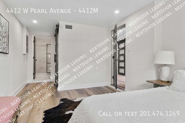 Building Photo - 4412 W Pearl Ave