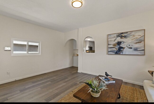 Building Photo - 35 19th St