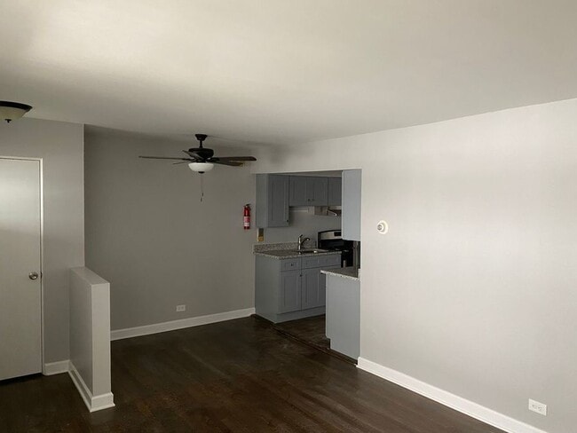 Building Photo - 8700 S Troy Ave