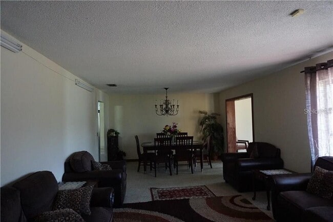 Building Photo - 4963 Cedar Bay St