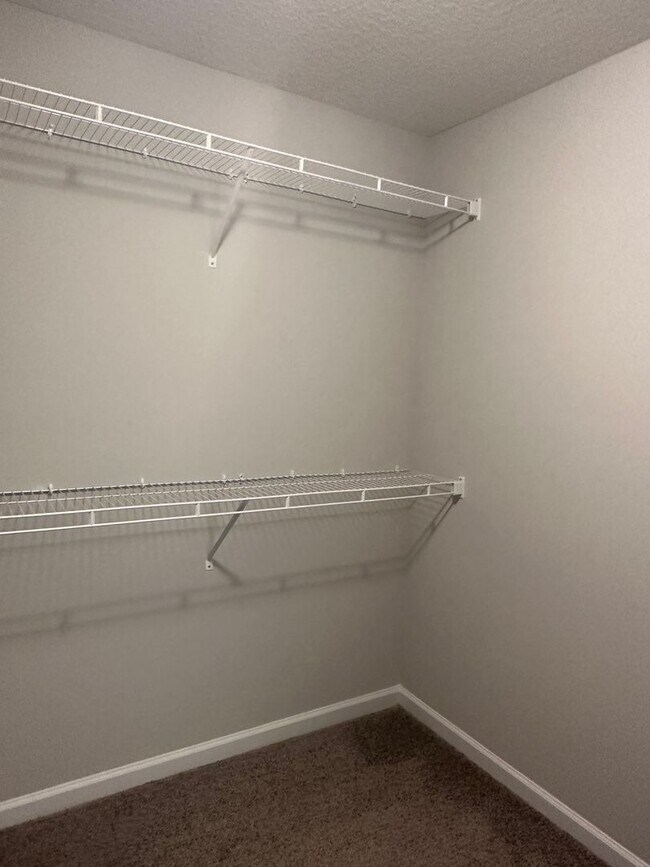 Building Photo - For Rent: Half Off Full First Month Rent