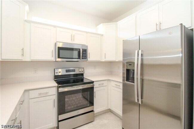 Building Photo - 2156 Dragonfruit Wy