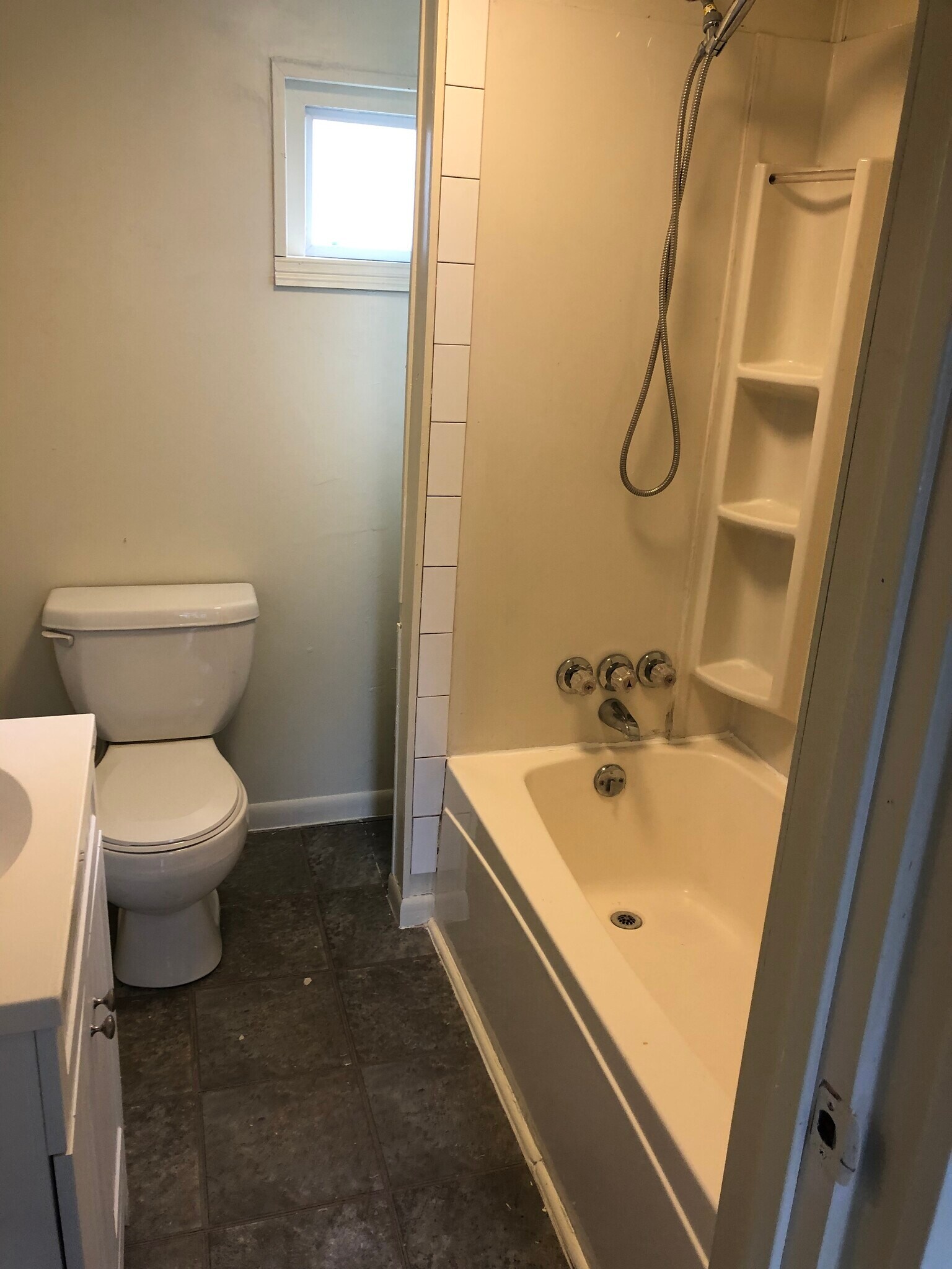 Building Photo - 14 N Huron St