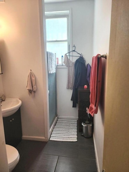 Building Photo - 3301 W Potomac Ave