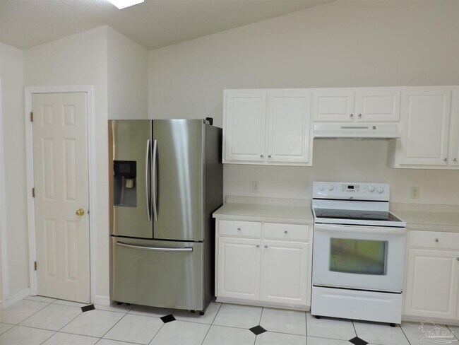 Building Photo - 1781 Silas Cir