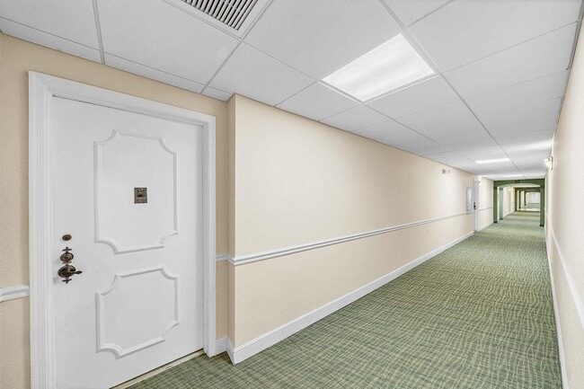 Building Photo - 1111 S Ocean Blvd