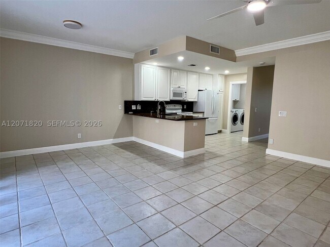 Building Photo - 314 Legare Ct