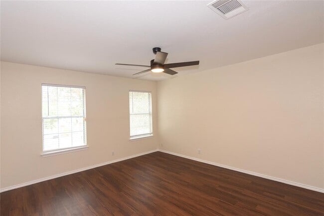 Building Photo - 1711 Lloydminister Way