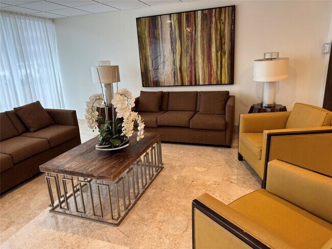 Building Photo - 3750 Galt Ocean Dr
