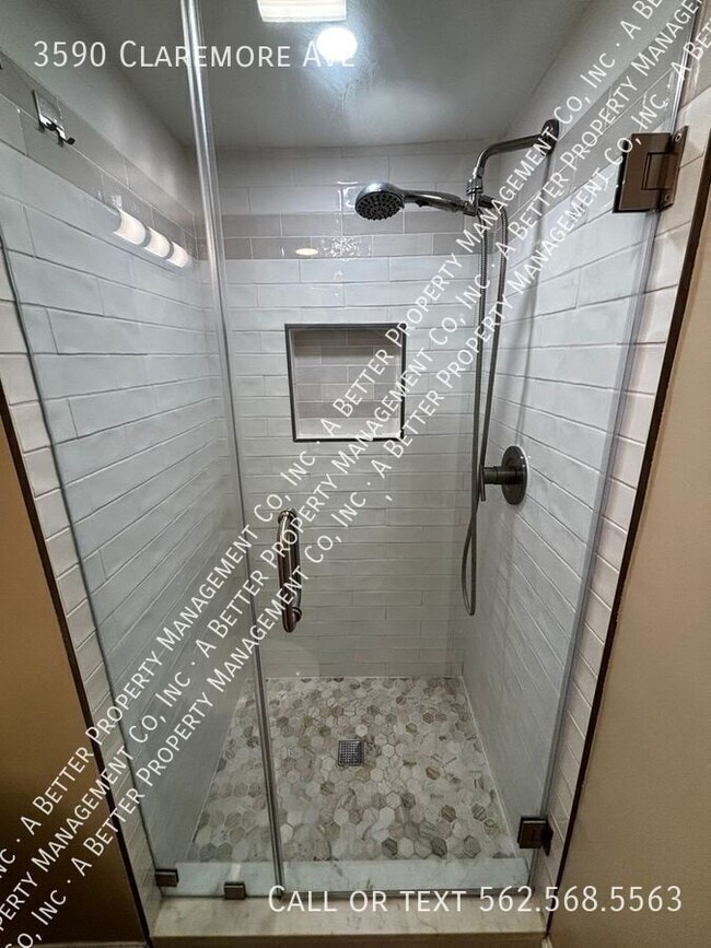 Building Photo - 3590 Claremore Ave