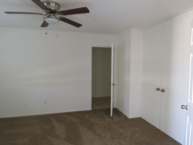 Building Photo - Beautiful 3 Bedroom