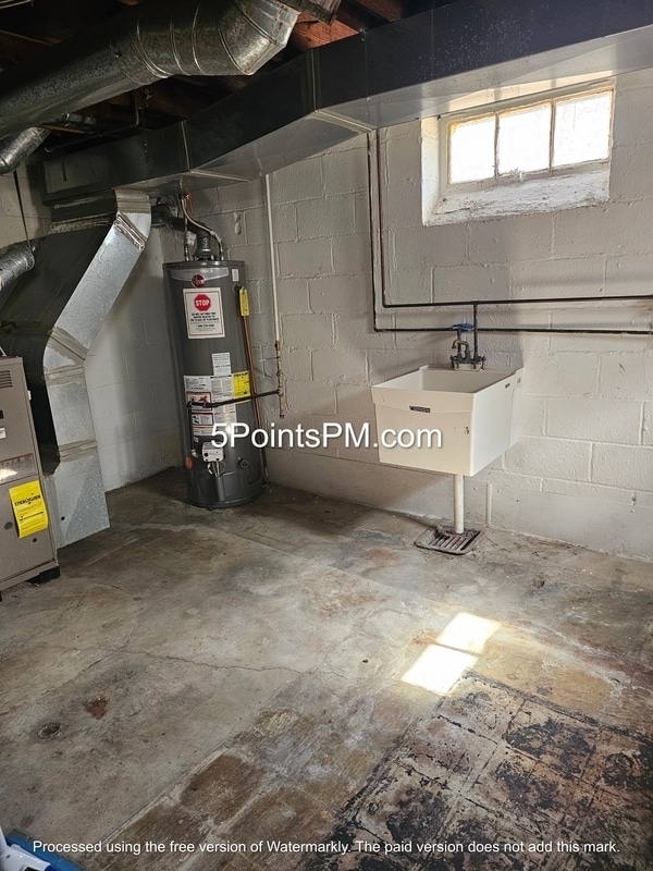 Building Photo - 25170 Treadwell Ave