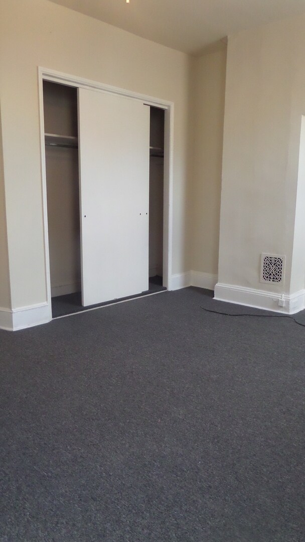 Building Photo - 24th & Tasker Street- Point Breeze-South Philadelphia