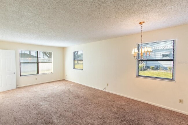 Building Photo - 709 Mosley Rd