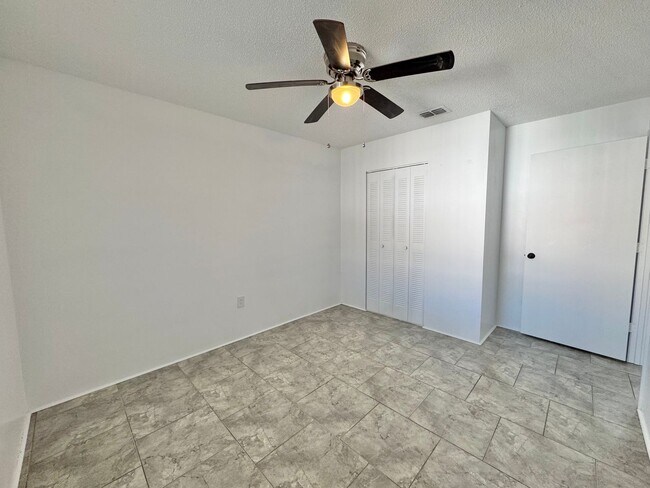 Building Photo - Winter Ridge