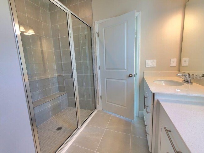 Building Photo - 16855 Castoro Dr