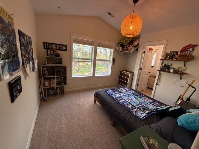 Large Upstairs Bedroom - 11836 SW Palermo St