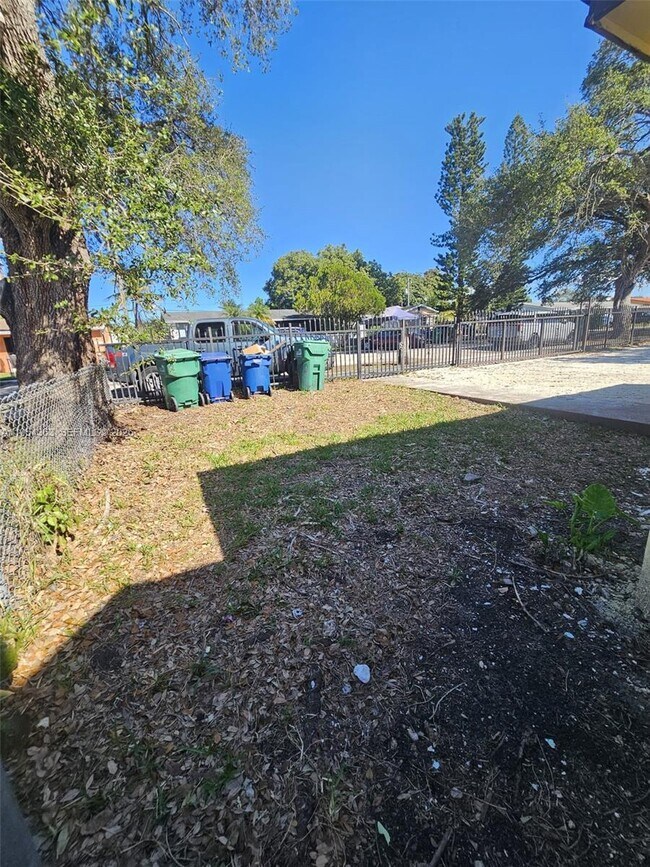 Building Photo - 1148 NW 100th St