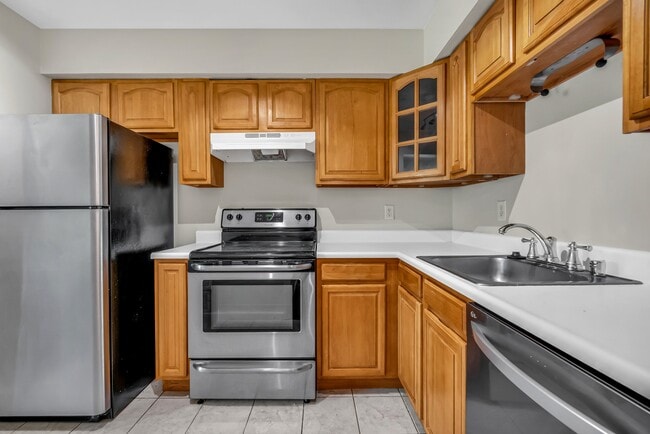 Building Photo - 1035 Mohr Ln