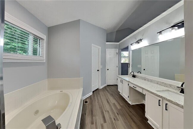 Building Photo - 524 Meadowfield Ct