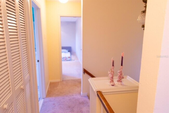 Building Photo - 315 Lazy Acres Ln