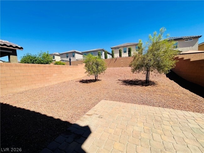 Building Photo - 9206 Valley Betica Ave