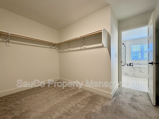 Building Photo - 1603 37th Ave