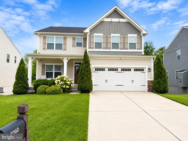 Building Photo - 9202 Wood Creek Cir