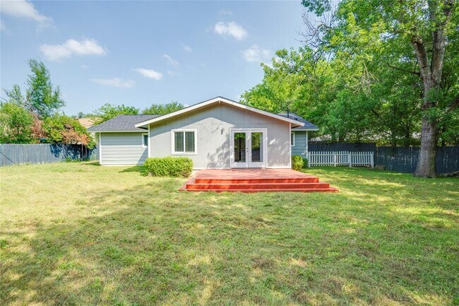 Building Photo - 5402 Chevy Cir