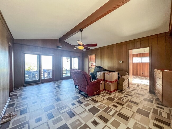 Building Photo - 1555 Arrowhead Dr