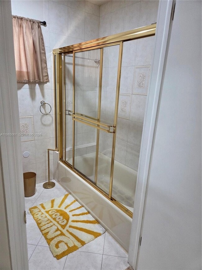 Building Photo - 2931 SW 135th Ave