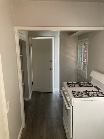 Building Photo - 2617 N Maroa Ave