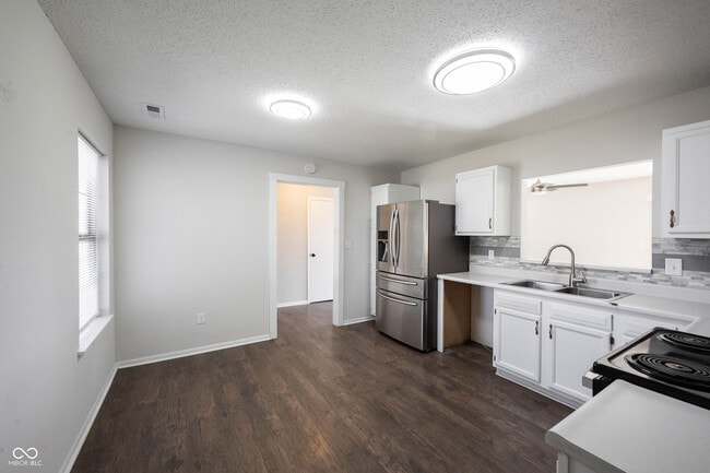 Building Photo - 1817 Austin Rd