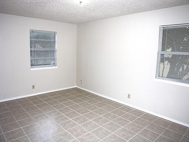 Building Photo - 21513 Coyote Trail