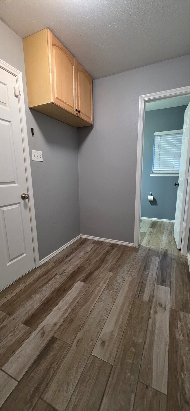 Building Photo - 5210 Nautilus Ln