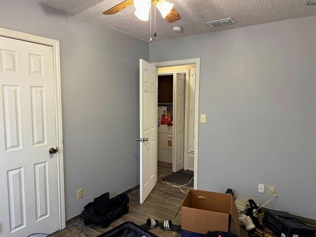 Building Photo - 4103 Beard Ave