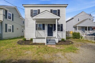 Building Photo - NEWLY REMODELED 4 BEDROOM COLONIAL HOME FOR RENT IN SUFFOLK!