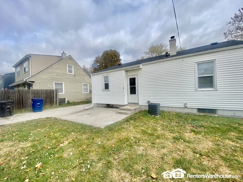 Building Photo - 3822 52nd St